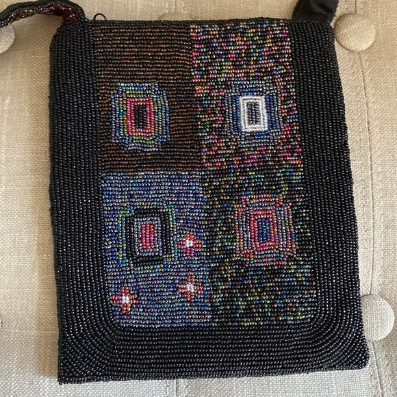 Another Y & S Original | Beaded Crossbody - Picture 6 of 12